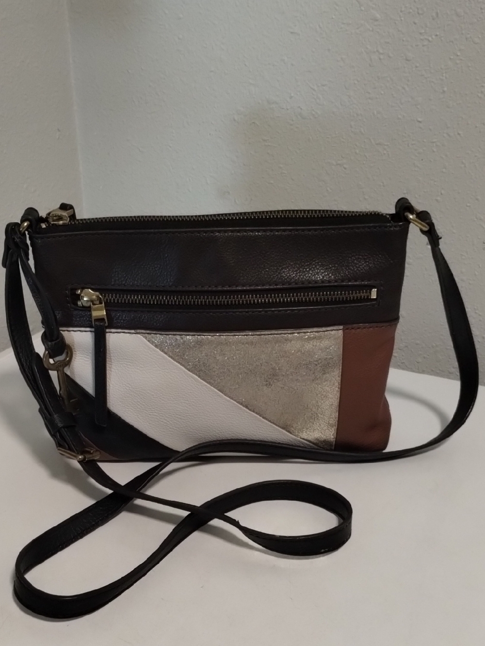 Fossil Colorblock Leather Crossbody in Black, White, Metallic & Brown